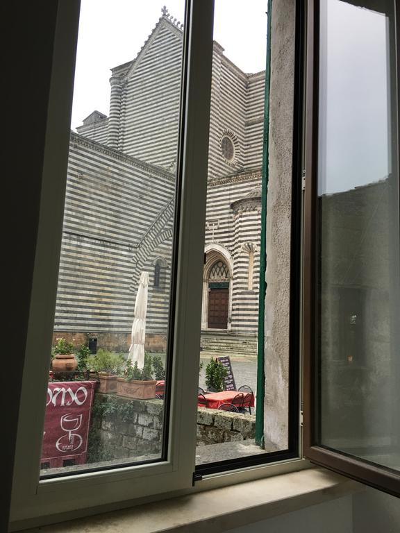 La Dimora Alle Scalette Orvieto Luaran gambar